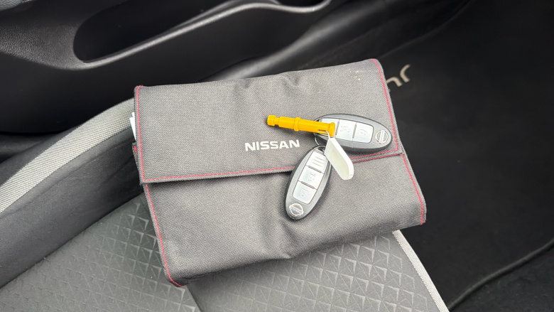 Nissan Juke 1.0 DiG-T N-Connecta 5dr Petrol Hatchback